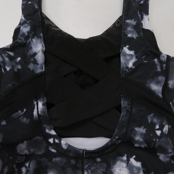 Lululemon Rise and Flow Dusk Dye Tank Top Sz 4 - Picture 3 of 5